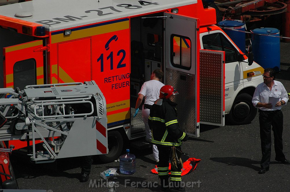 Schwerer Arbeitsunfall Fa Talke Huerth 2 Tote mehrere Verletzte Fotos Fuchs 04.jpg